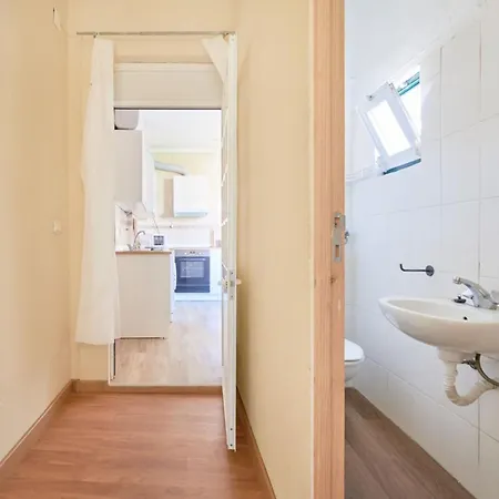 Cozy In Center Гостевой дом Лиссабон